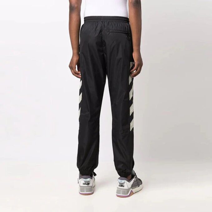 Pantalones deportivos/pantalones/joggers Off-White para hombre FW21 con logo y rayas diagonales, color negro