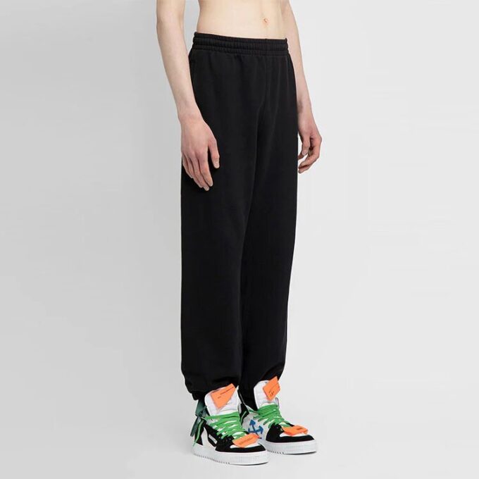 Pantalones informales de color liso para hombre Off-White SS22, color negro