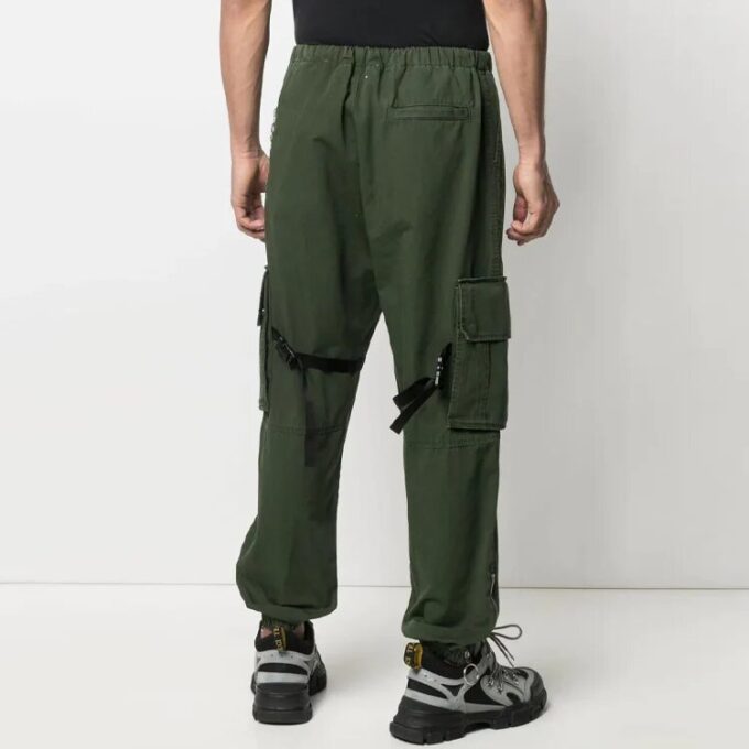 Pantalones largos cargo informales de la colección SS21, corte holgado, color verde
