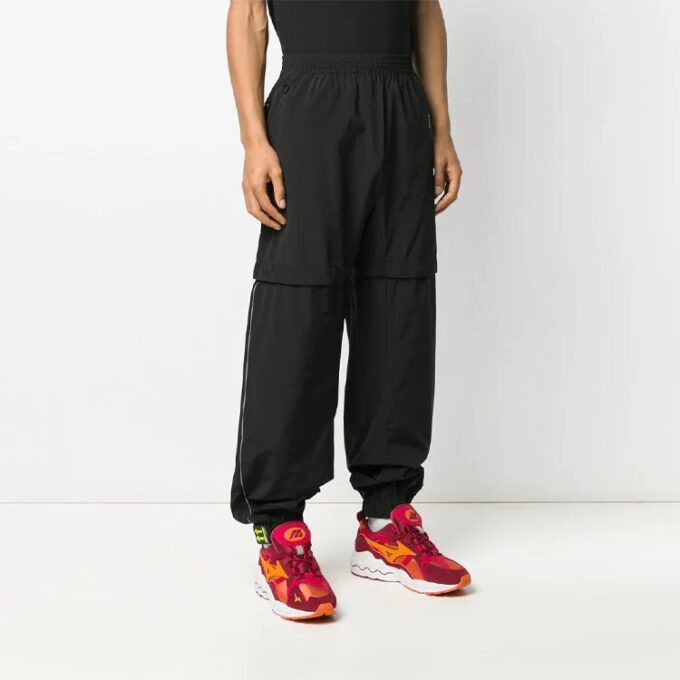 Pantalones largos deportivos holgados Arrows Bundle Feet, negro