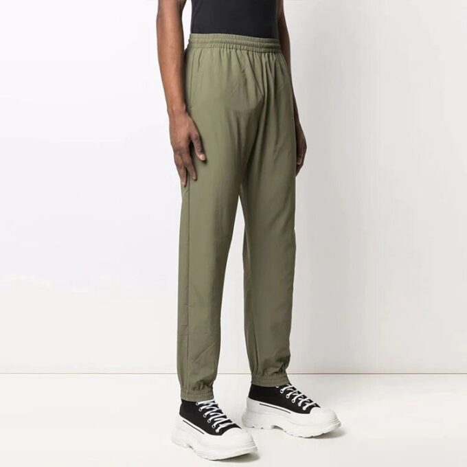 Pantalones largos informales con logotipo FW21, versión estándar, verde oscuro