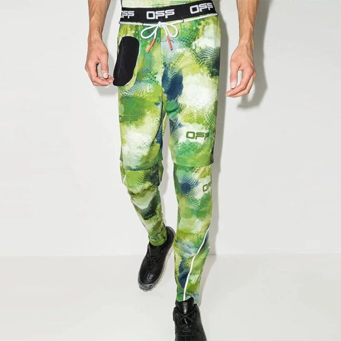 Pantalones largos informales de hombre Off-White con estampado de camuflaje, color verde