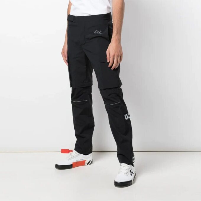 Pantalones largos informales, versión en negro