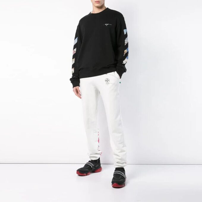 Raya lateral Cuello redondo Versión estándar Negro