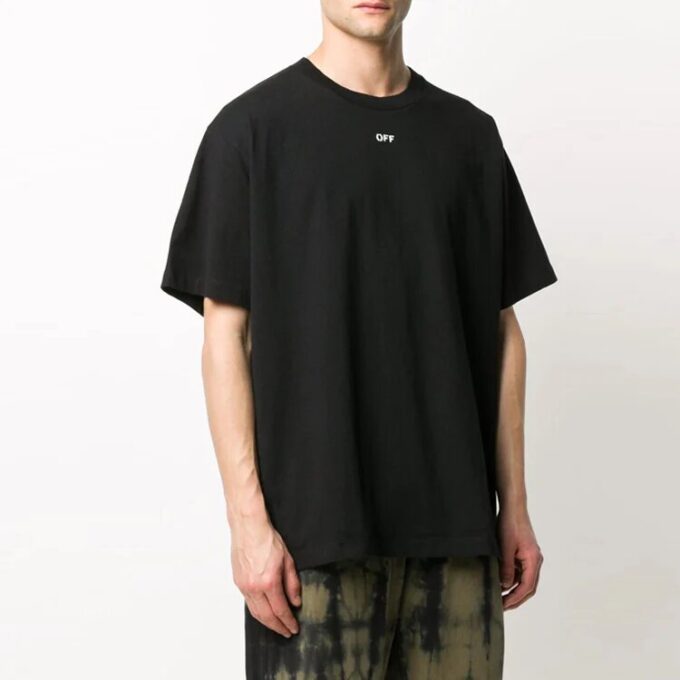 Salpicadura de tinta, flecha, cuello redondo, pantalones cortos, negro