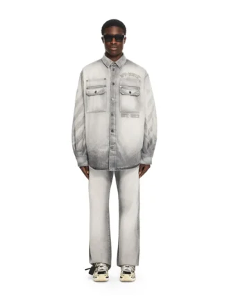 Sobrecamisa militar de Denim con bordados diagonales