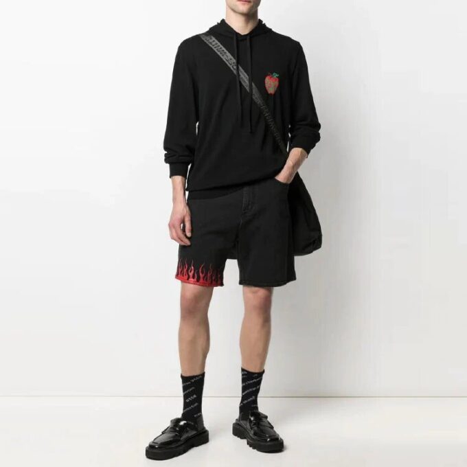 SS21 Apple Arrows Liso Holgada Negro
