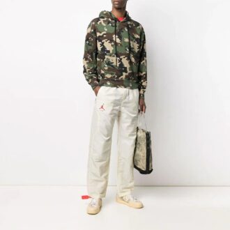 SS21 Estampado completo de camuflaje, corte holgado, verde
