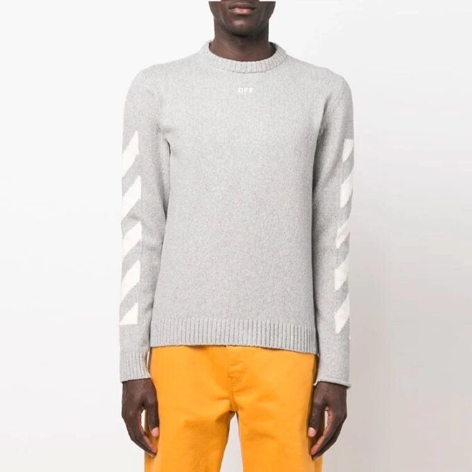 SS22 Arrow Cuello redondo Versión estándar Gris