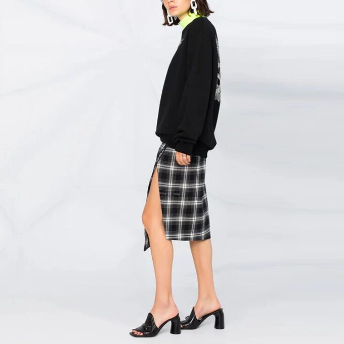Sudadera con capucha deportiva con estampado de flechas en Off-White, color negro