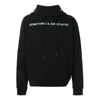 Sudadera con capucha SS21 x Something & Associates Crossover Alphabet con estampado, negra