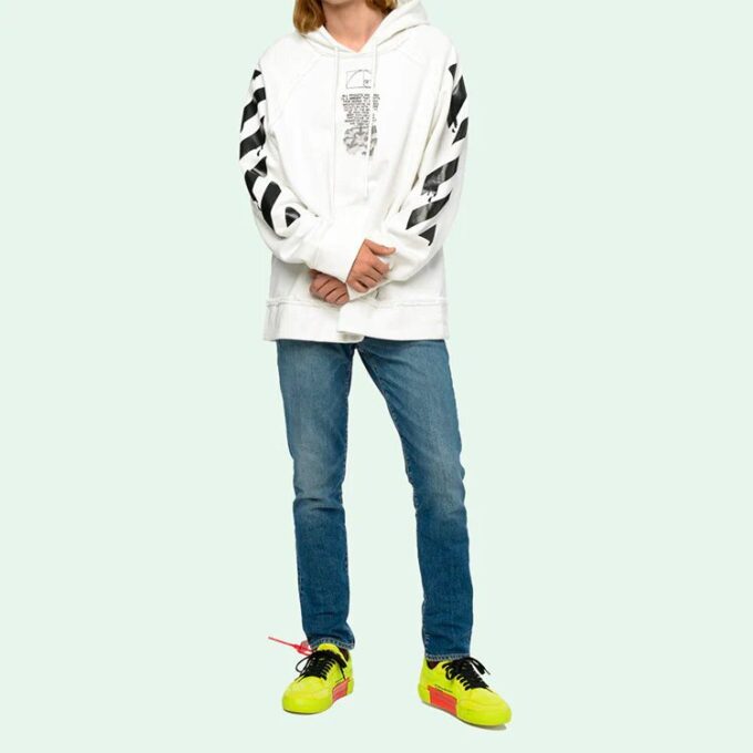 Sudadera con capucha y estampado de flechas