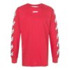 Versión de cuello redondo con el clásico patrón del logotipo alfabético en rojo