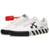 Vulc Low (rayas actualizadas) Negro/