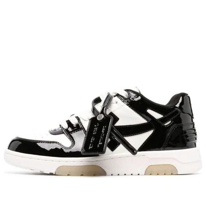Zapatillas bajas de charol Out Of Office «Black White»