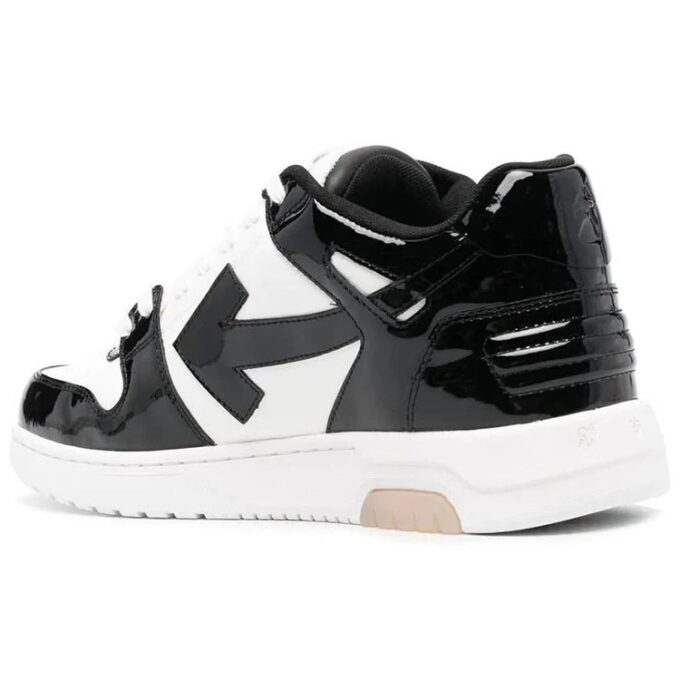 Zapatillas bajas de charol Out Of Office «Black White»