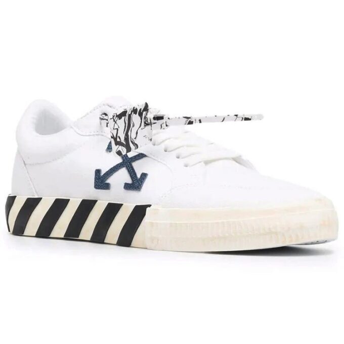 Zapatillas bajas vulcanizadas blancas
