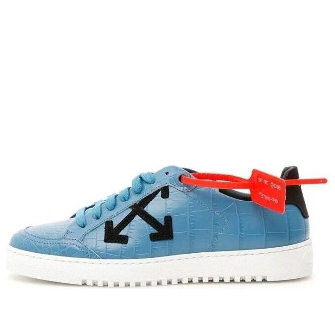 Zapatillas de cuero con estampado de cocodrilo de Off-White «Azul y blanco»