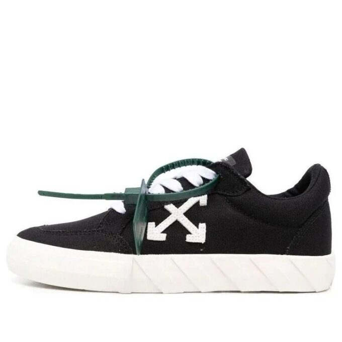 Zapatillas de lona bajas Off-White Vulc «Negro, blanco y naranja»