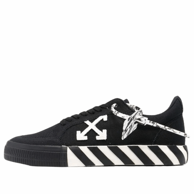 Zapatillas de lona Vulcanized bajas «Negro Blanco Naranja»