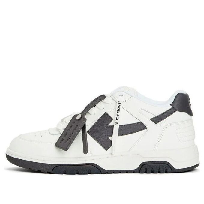 Zapatillas Out Of Office de piel de becerro «Blanco Negro»