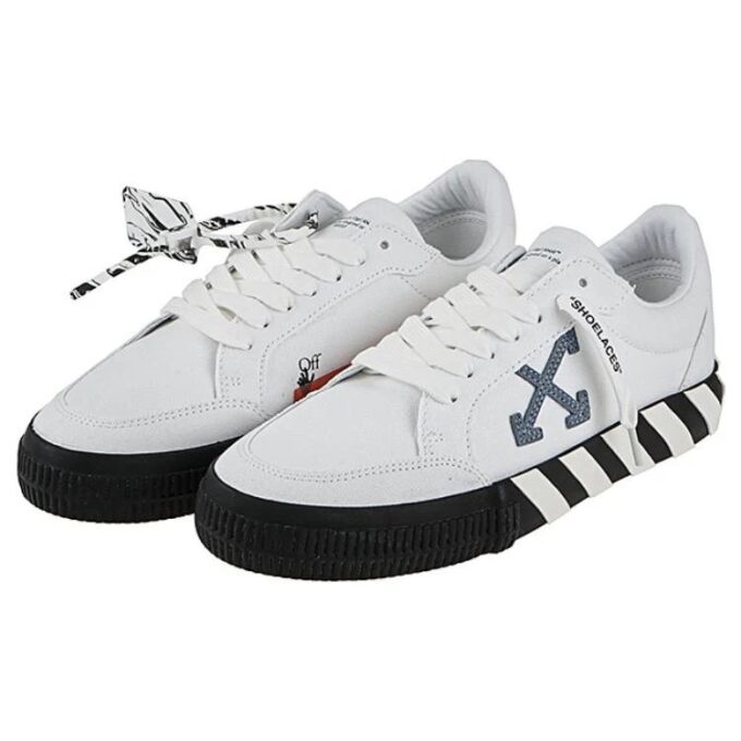 Zapatillas Vulc de caña baja «Blanco-Azul claro»